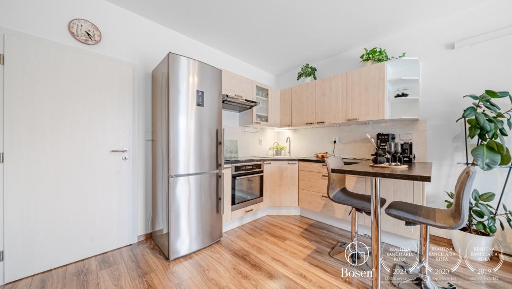 BOSEN | PREDANÉ | 2 izbový mezonet so záhradkou a parkovacím miestom