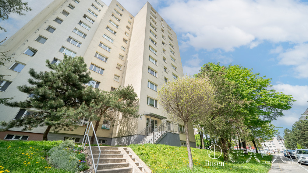 BOSEN | PREDANÉ - 3 izbový byt  v Dúbravke