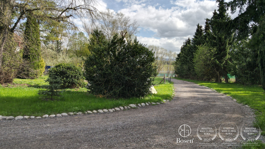 BOSEN | Pozemok medzi Liptovským Mikulášom a  Ružomberkom, Ivachnová - Lazy, 10.328 m2