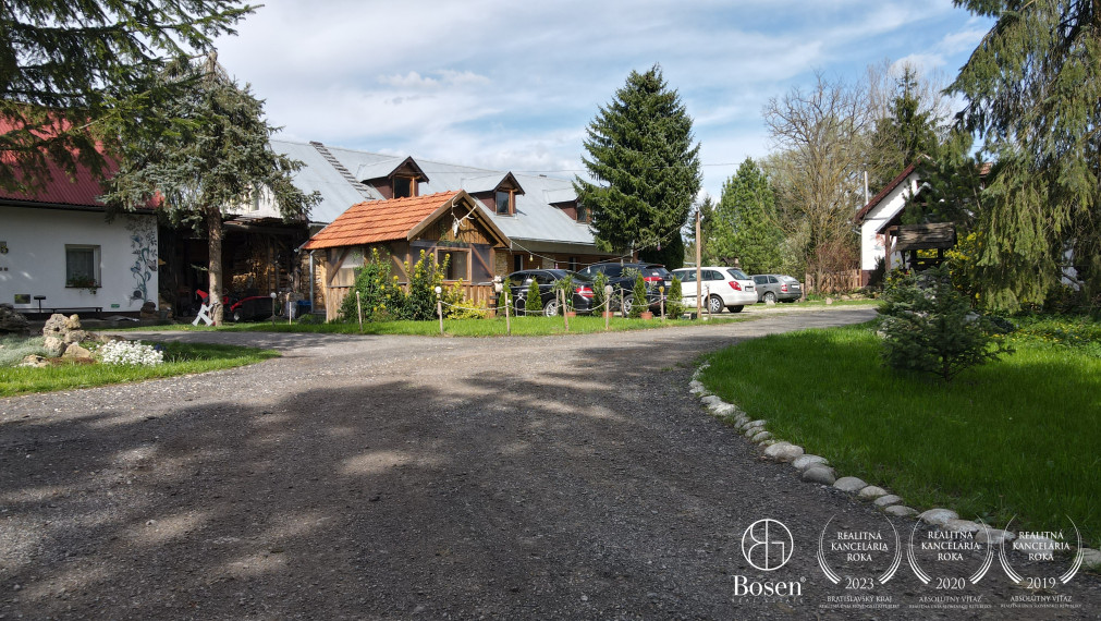 BOSEN | Pozemok medzi Liptovským Mikulášom a  Ružomberkom, Ivachnová - Lazy, 10.328 m2