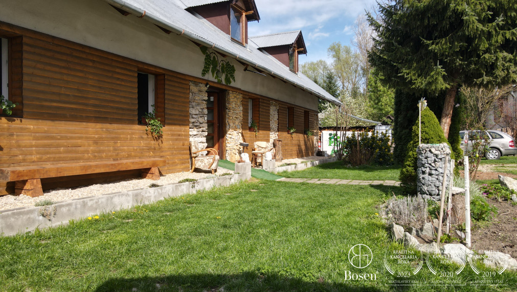 BOSEN | Pozemok medzi Liptovským Mikulášom a  Ružomberkom, Ivachnová - Lazy, 10.328 m2