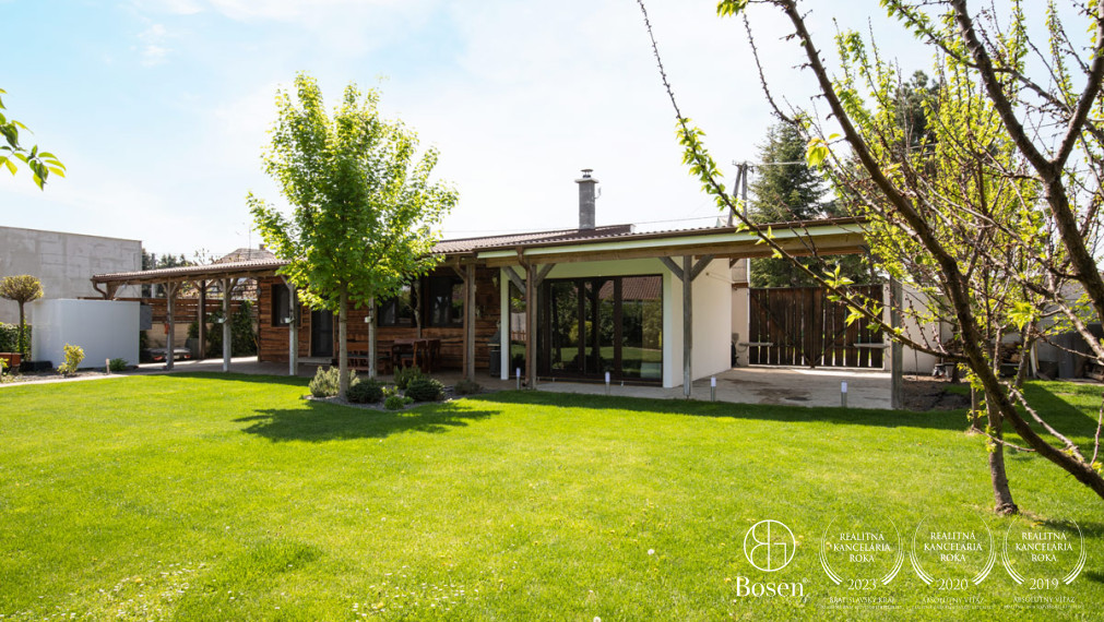 BOSEN | Na predaj poľovnícky dom premenený na Rodinný dom v srdci prírody – Dolný Štál