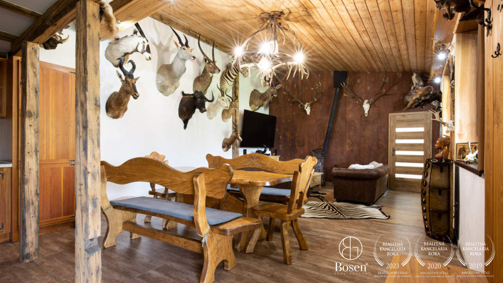 BOSEN | Na predaj poľovnícky dom premenený na Rodinný dom v srdci prírody – Dolný Štál