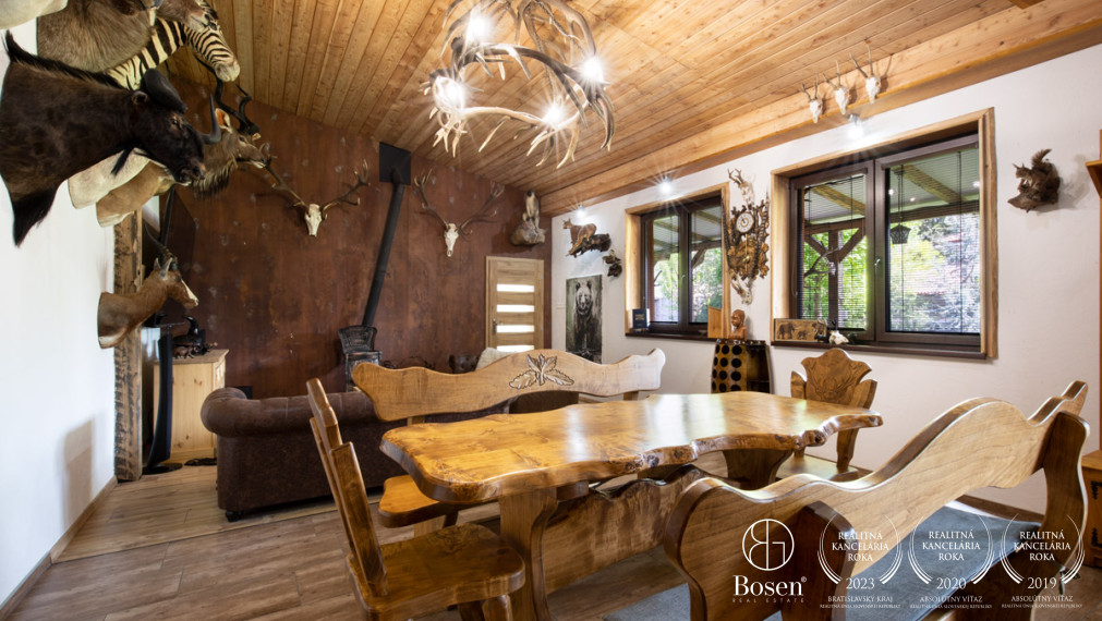BOSEN | Na predaj poľovnícky dom premenený na Rodinný dom v srdci prírody – Dolný Štál