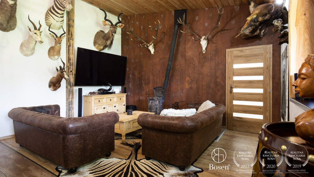 BOSEN | Na predaj poľovnícky dom premenený na Rodinný dom v srdci prírody – Dolný Štál