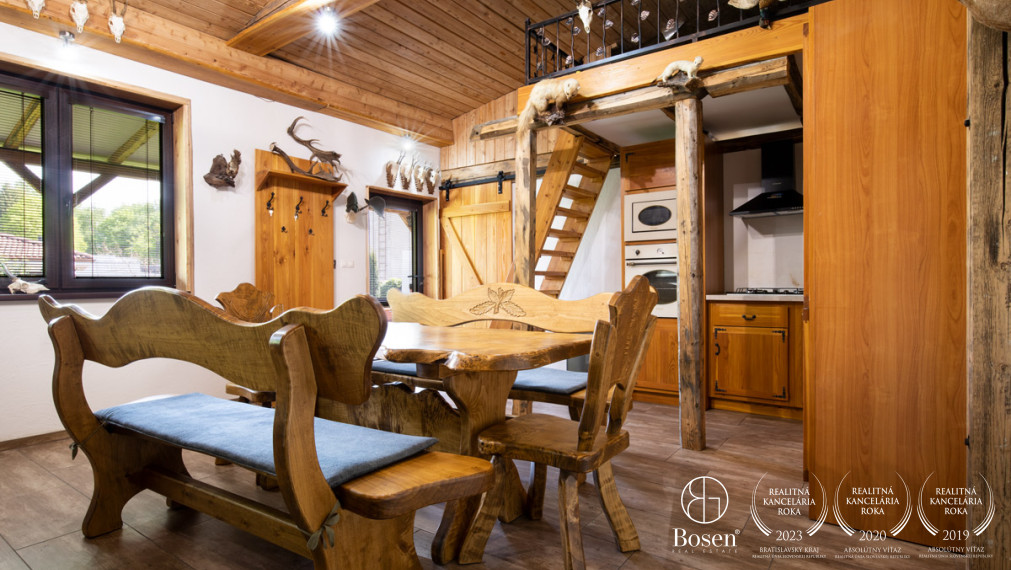 BOSEN | Na predaj poľovnícky dom premenený na Rodinný dom v srdci prírody – Dolný Štál
