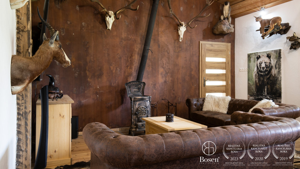 BOSEN | Na predaj poľovnícky dom premenený na Rodinný dom v srdci prírody – Dolný Štál