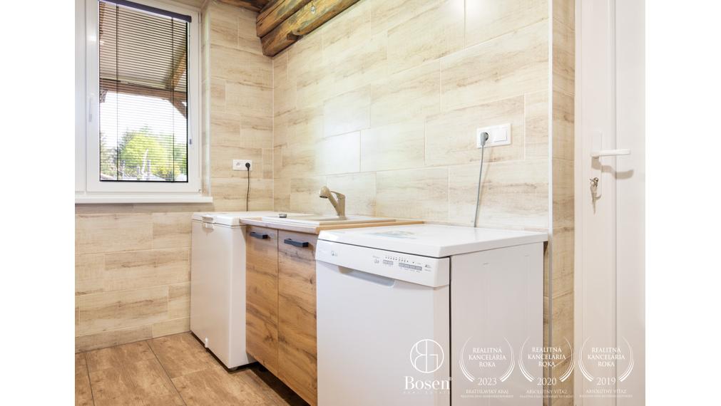 BOSEN | Na predaj poľovnícky dom premenený na Rodinný dom v srdci prírody – Dolný Štál