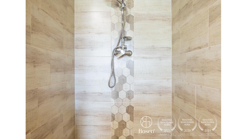 BOSEN | Na predaj poľovnícky dom premenený na Rodinný dom v srdci prírody – Dolný Štál