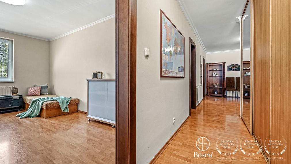 BOSEN | Priestranný, veľkometrážny,3 izbový byt, 105 m2