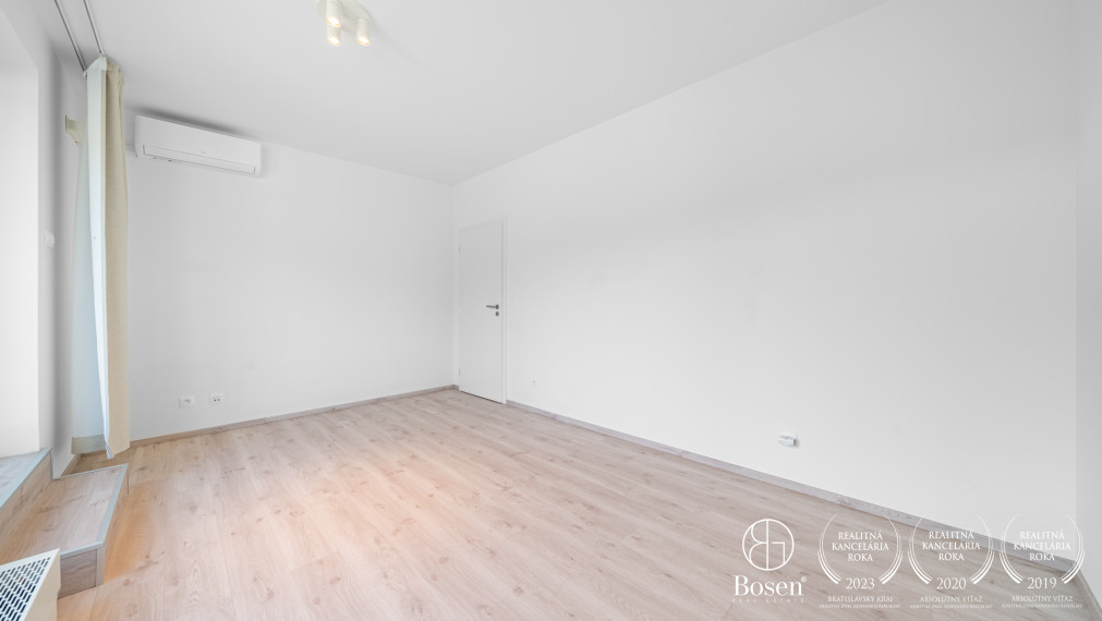 BOSEN | Priestranný 4 izbový byt s veľkou terasou a výhľadom na Devínsku Kobylu, Devínska Nová Ves, 160.88 m2