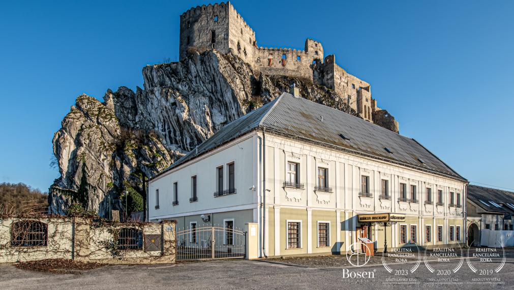 BOSEN | Investičná príležitosť priamo pod Beckovským hradom - Kúria Beckov - Penzión***