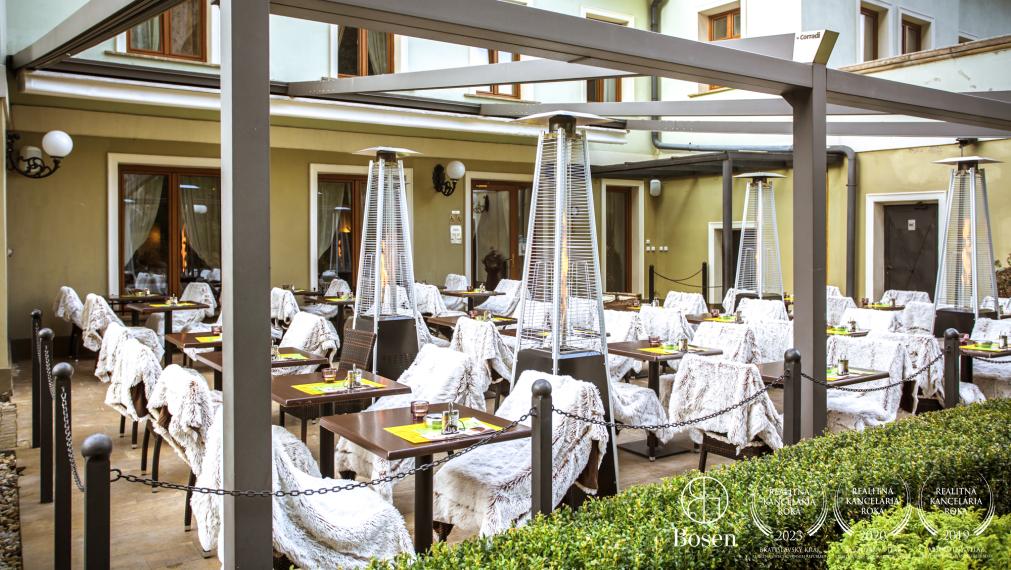 BOSEN | Investičná príležitosť priamo pod Beckovským hradom - Kúria Beckov - Penzión***