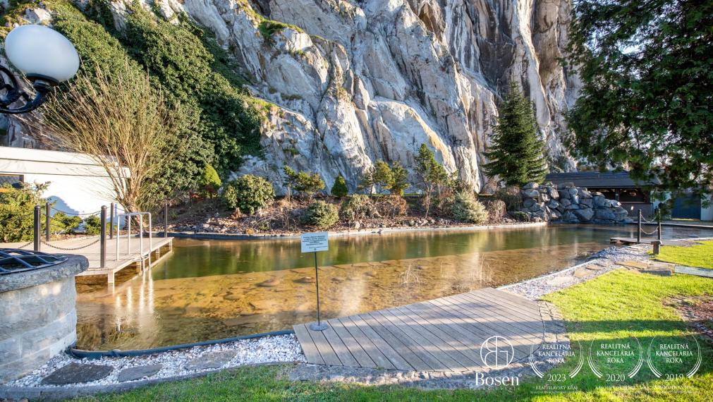 BOSEN | Investičná príležitosť priamo pod Beckovským hradom - Kúria Beckov - Penzión***