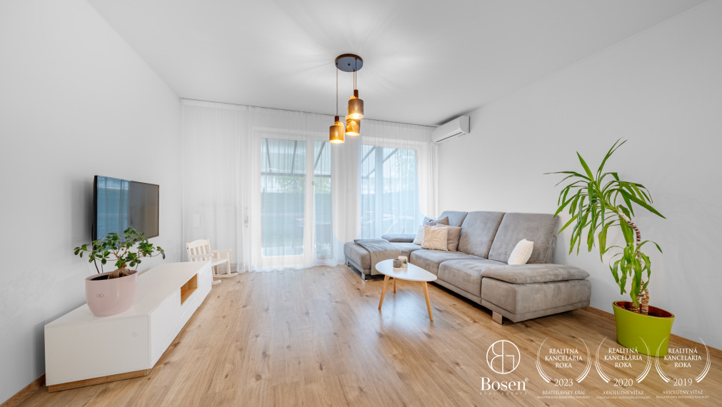 Bosen Realicity / REZERVOVANÉ -moderný 2 izbový byt s predzáhradkou - Devínska Nová Ves