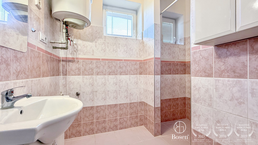 BOSEN | Prenájom rodinného domu, Lučenec, 130m2