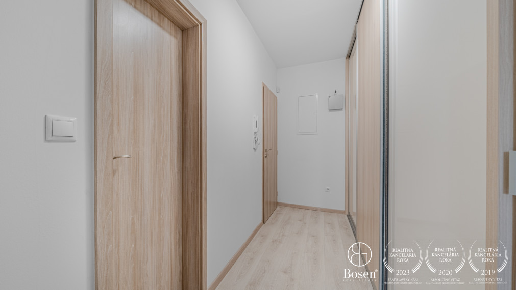 BOSEN | 3 izbový byt s predzáhradkou v súkromnom areáli, Vojka nad Dunajom, 60 m2