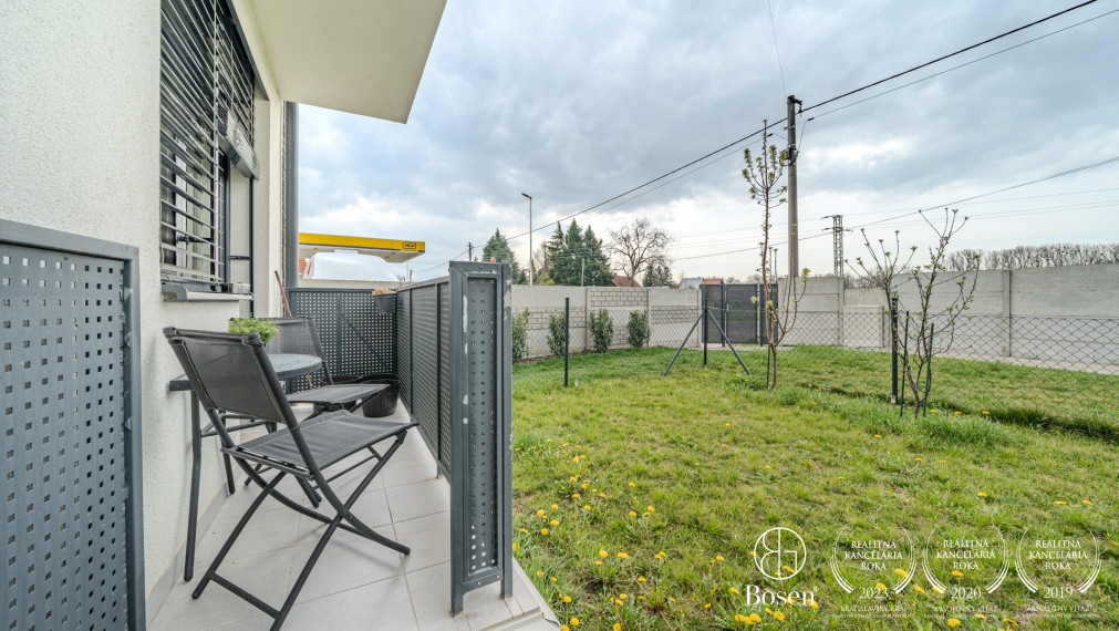 BOSEN | 3 izbový byt s predzáhradkou v súkromnom areáli, Vojka nad Dunajom, 60 m2
