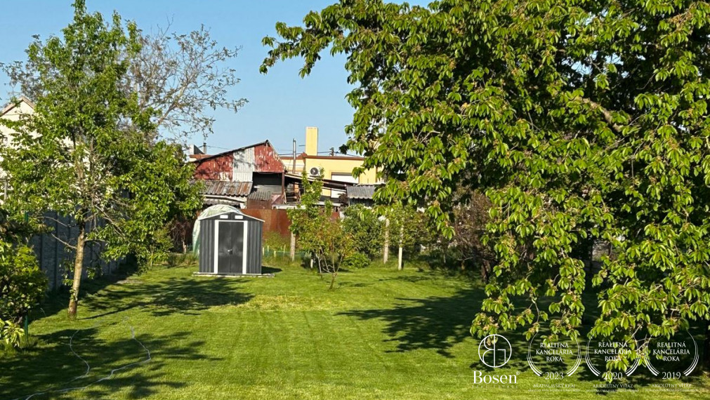 BOSEN | Na predaj stavebný pozemok v Orechovej Potôni