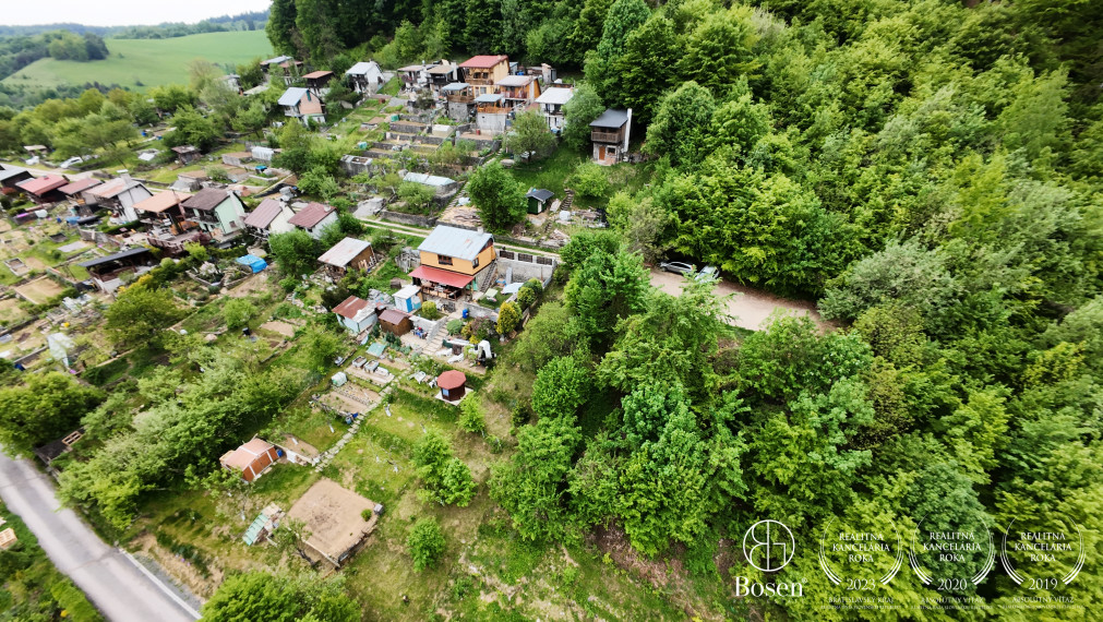 Bosen Realicity | Záhradka v tichej lokalite pri obci Riečka