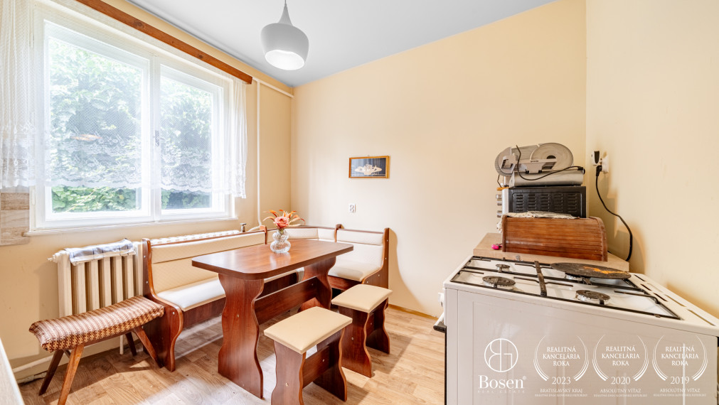 BOSEN| Na predaj 3-izbový rodinný dom so záhradou  Suchá nad Parnou, okres