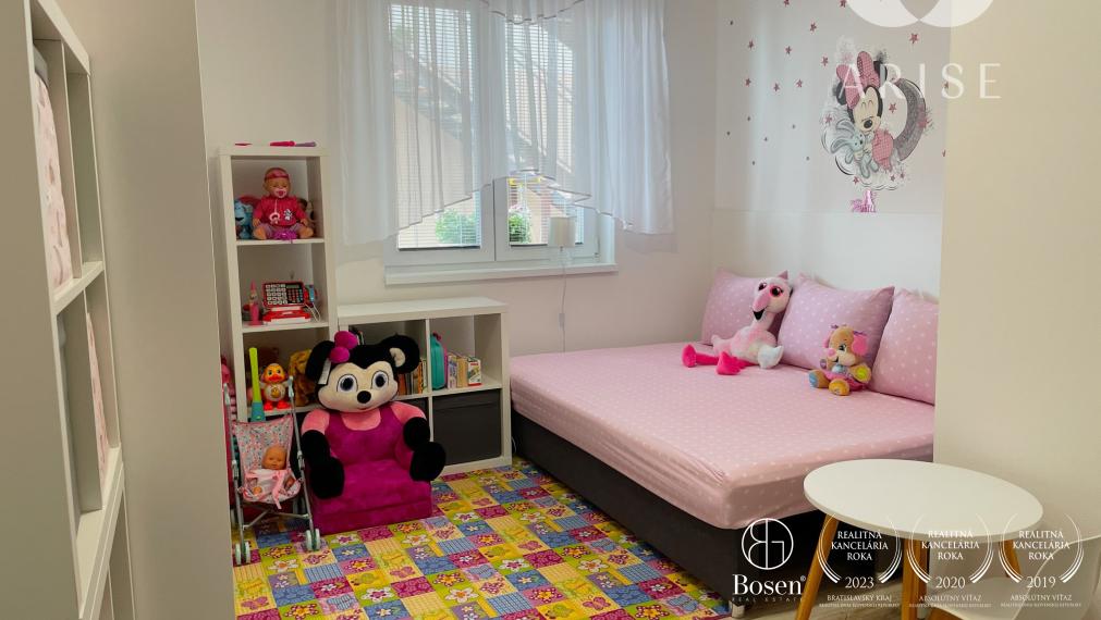 Na predaj novostavba 3-izbového bytu s pozemkom v Malých Bieliciach