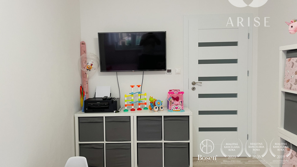 Na predaj novostavba 3-izbového bytu s pozemkom v Malých Bieliciach