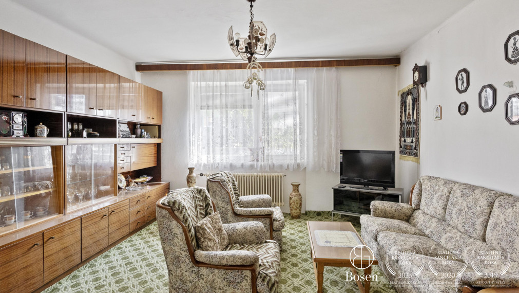 BOSEN | Rodinný dom s garážou, pozemok 914m2