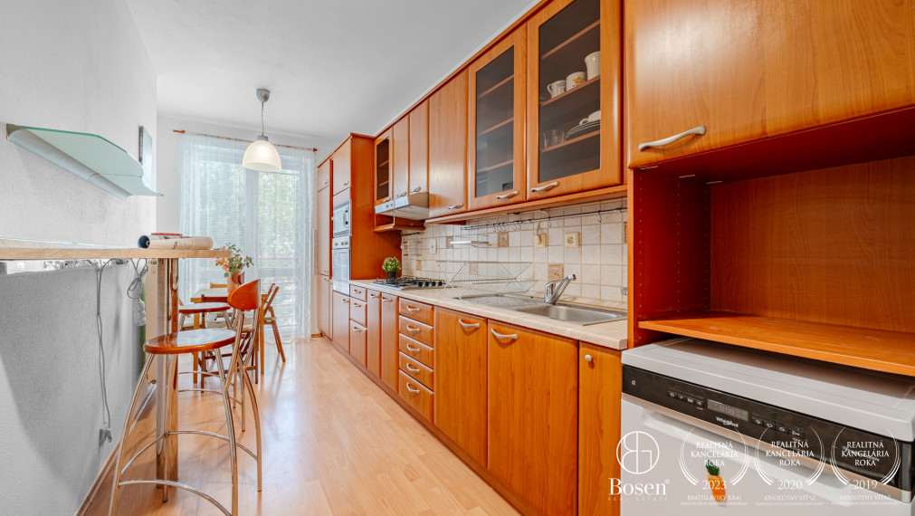 Predané-BOSEN | 3 izbový byt s parkovaním, Petržalka, Bratislava