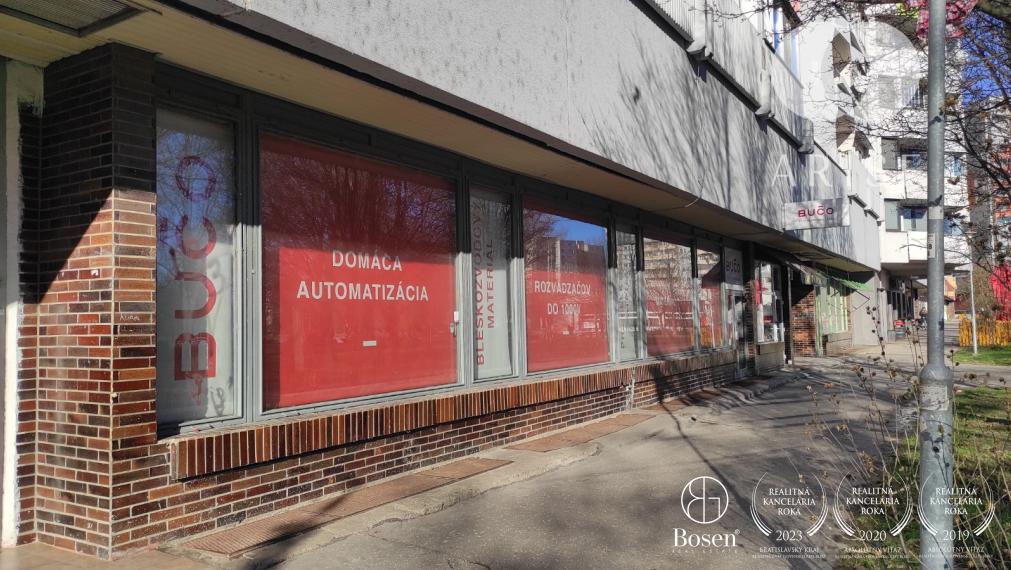 Obchodný a skladový priestor predaj /prenájom. Voľný ihneď!