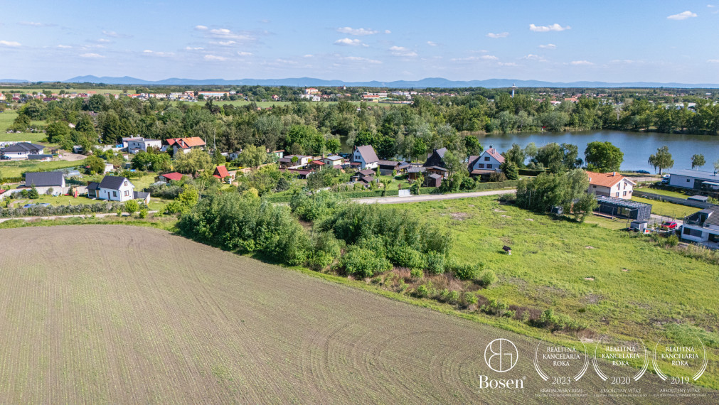 BOSEN | Investičný pozemok, Sekule