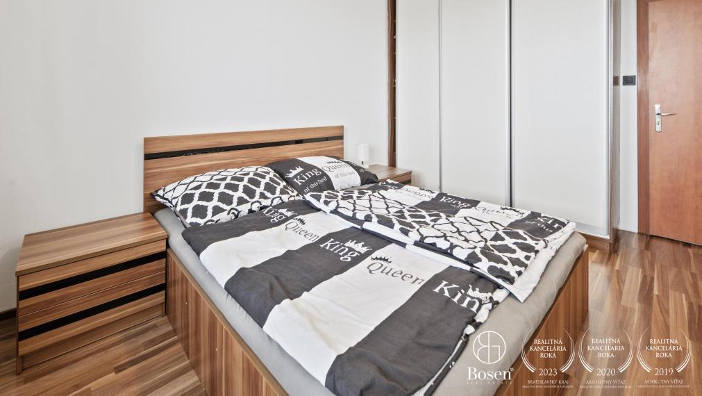 BOSEN | REZERVOVANÉ- Na predaj 3 izbový byt, ktorý je prerobený na 4 izbový Malacky, sídlisko Juh