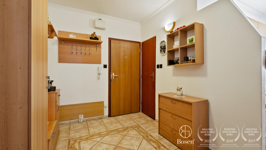 BOSEN | REZERVOVANÉ- Na predaj 3 izbový byt, ktorý je prerobený na 4 izbový Malacky, sídlisko Juh