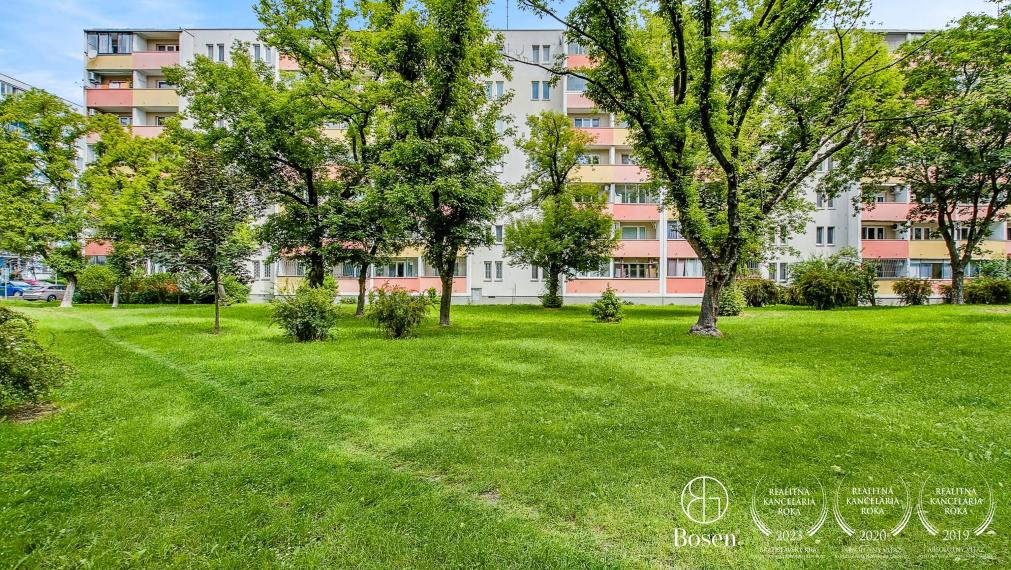 BOSEN | Kompletne zrekonštruovaný 2 izbový byt, Ružinov Ostredky