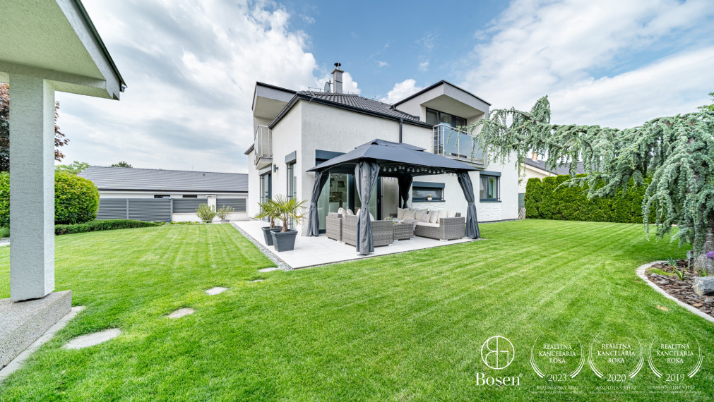 PREDANÉ - BOSEN | 5 izb. RD s jedinečným šarmom a súkromnou cestou, Ivanka pri Dunaji, 180 m2