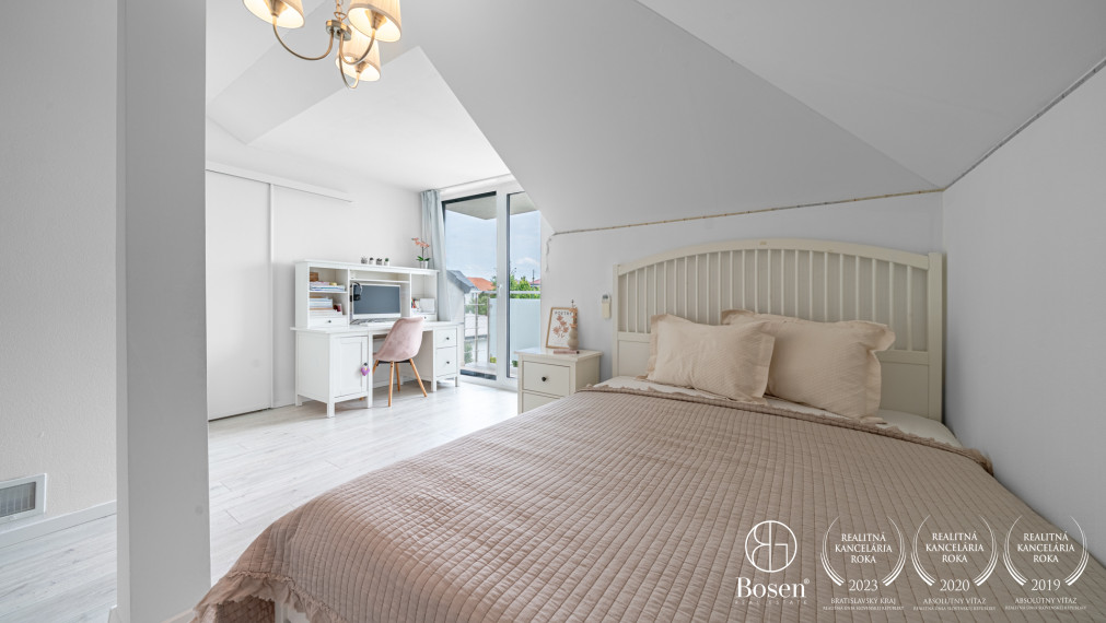 PREDANÉ - BOSEN | 5 izb. RD s jedinečným šarmom a súkromnou cestou, Ivanka pri Dunaji, 180 m2