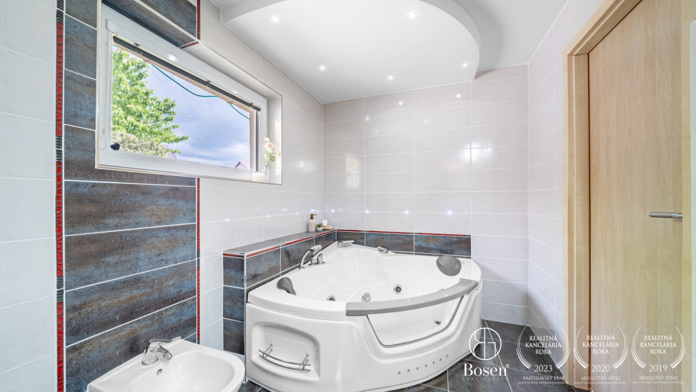 LOYALTERS | 3 izbový rodinný dom, Gajary - Záhorie