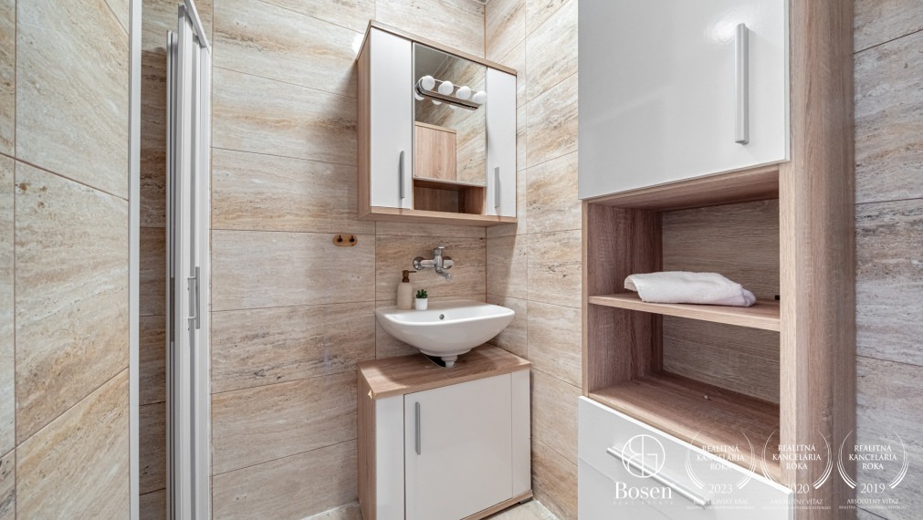 REZERVOVANÉ / Bosen Realicity / zrekonštruovaný 3 izbový byt Modra - 97,63 m2