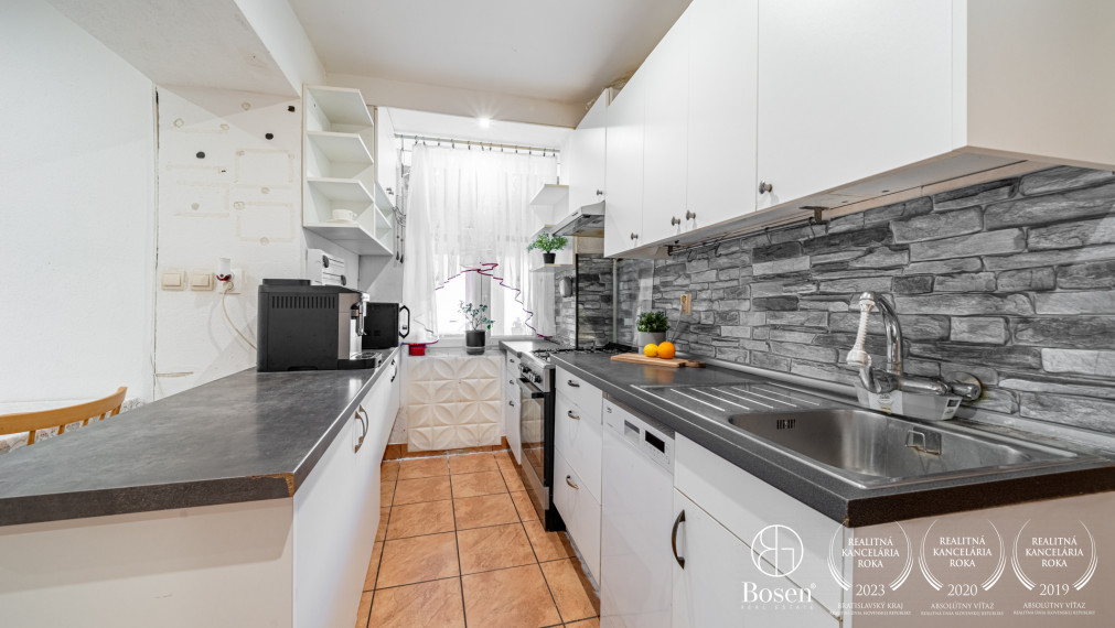 REZERVOVANÉ / Bosen Realicity / zrekonštruovaný 3 izbový byt Modra - 97,63 m2