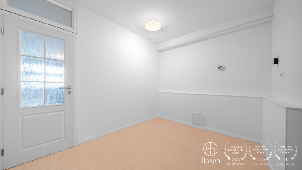 PREDANÉ: BOSEN | 2,5kk byt s pracovňou v projekte Ship House, Ružinov