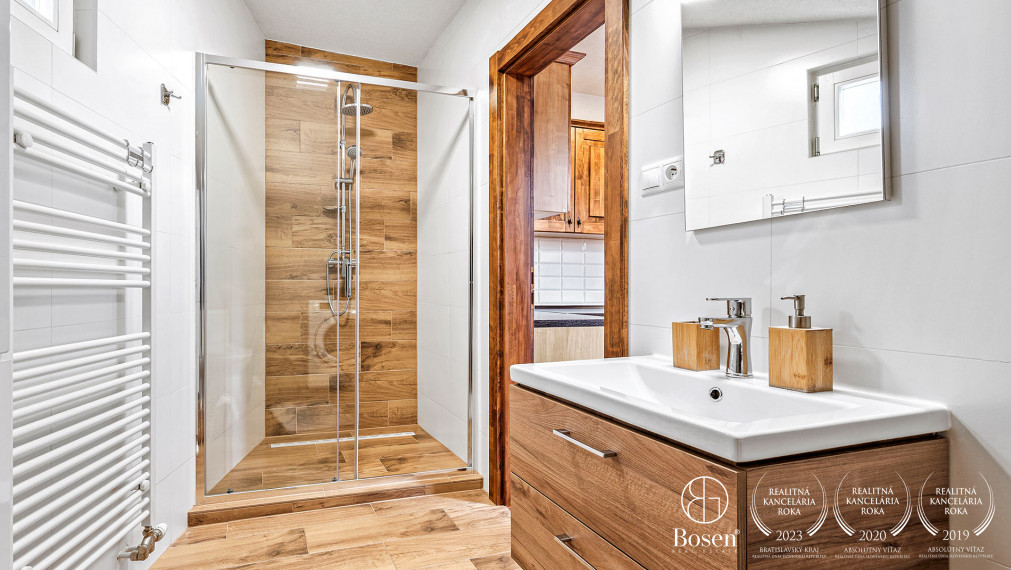 BOSEN | Predaj rodinnej vily v podtatranskej obci Štôla