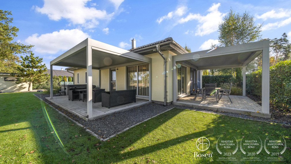 BOSEN | 4 izbový moderný dom s vírivkou, pozemok 627 m², Penati Golf