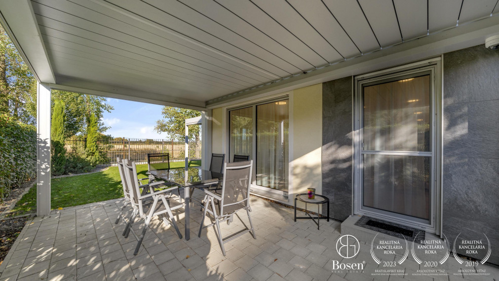 BOSEN | 4 izbový moderný dom s vírivkou, pozemok 627 m², Penati Golf