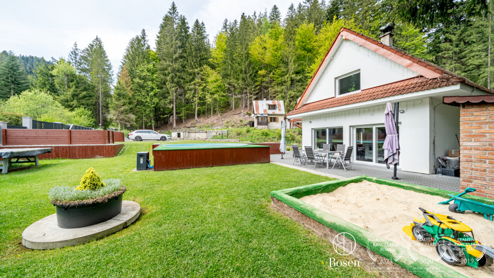 BOSEN | 4 izbová chata priamo v prírode pri meste Donovaly