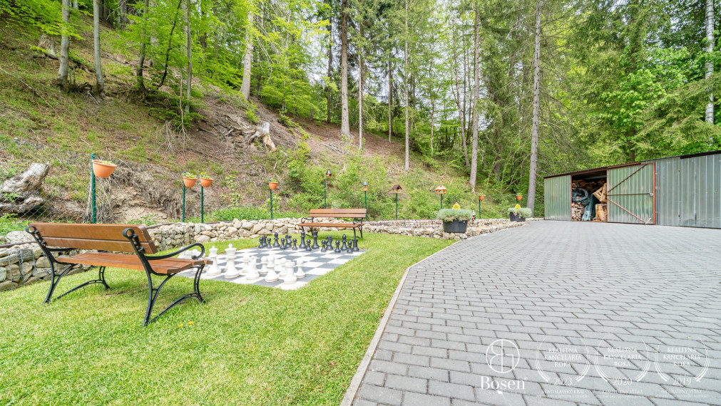 BOSEN | 4 izbová chata priamo v prírode pri meste Donovaly