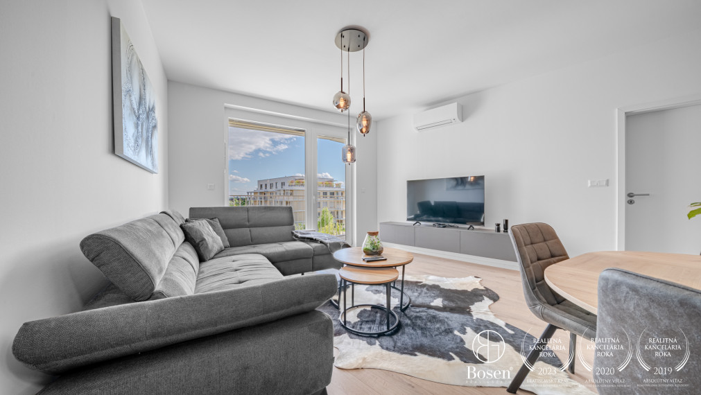 BOSEN I Slnečný 2-izbový byt s balkónom a parkovacím miestom, 60m2 Nový Ružinov