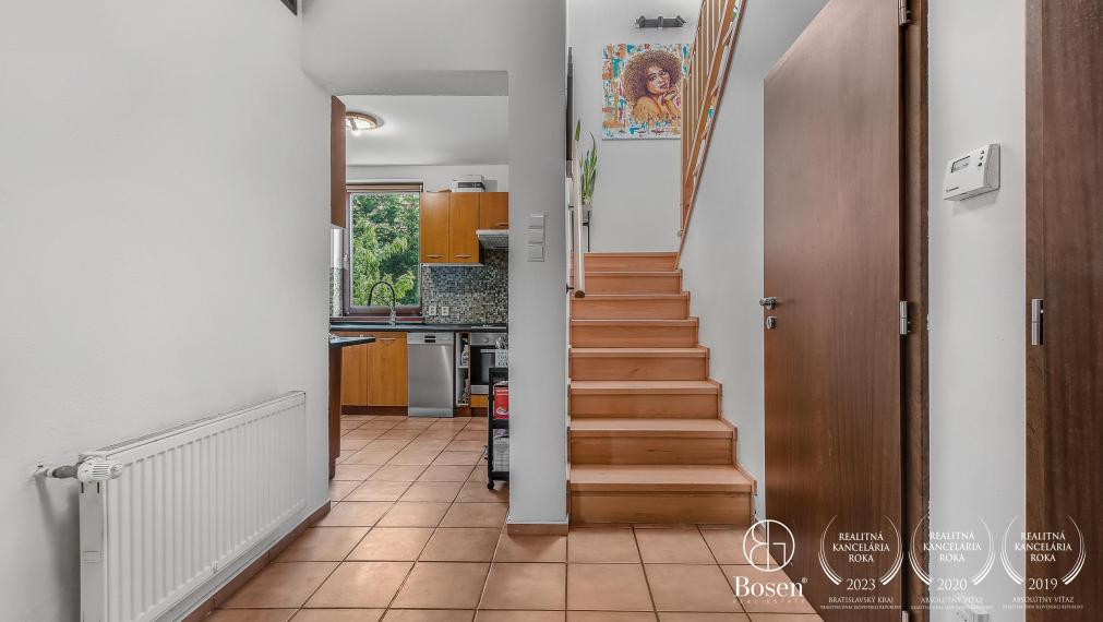 BOSEN |REZERVOVANÉ - Na predaj 4 izbový dvojpodlažný rodinný dom v obci Závod