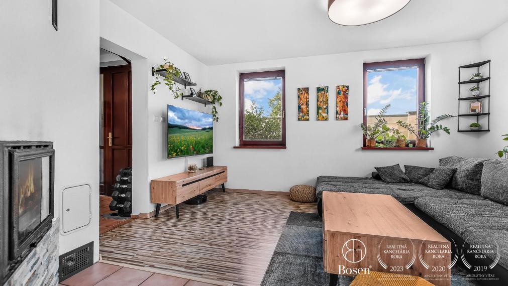 BOSEN |REZERVOVANÉ - Na predaj 4 izbový dvojpodlažný rodinný dom v obci Závod