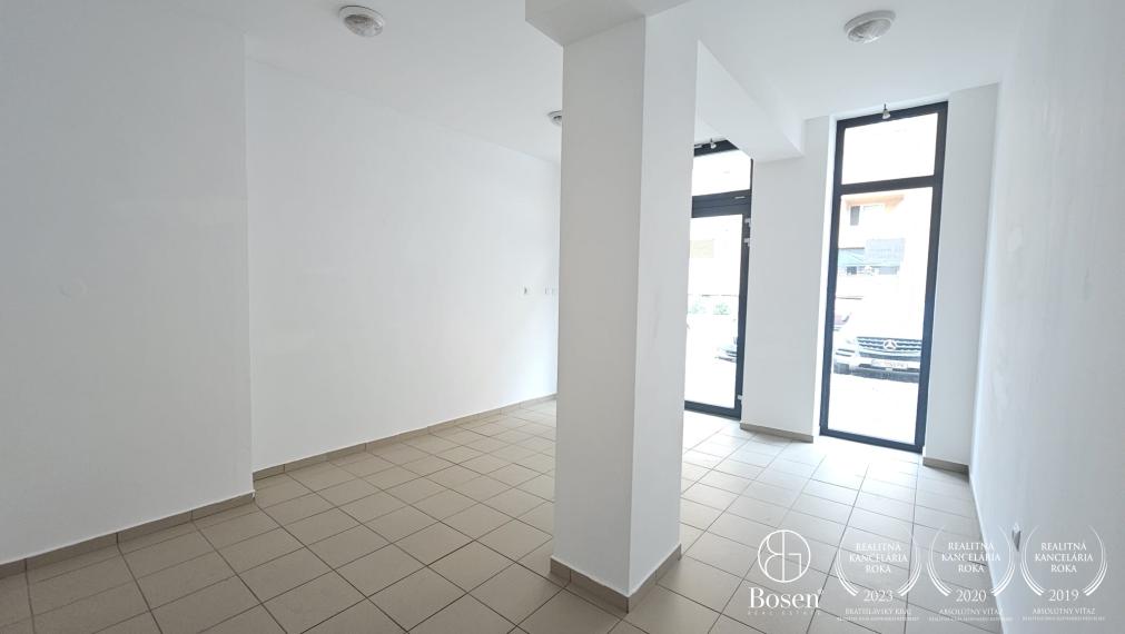 PRENAJATÉ | BOSEN | NEBYTOVÝ PRIESTOR V CENTRE MESTA DUNAJSKÁ STREDA – ROTUNDA, 22,00 m²