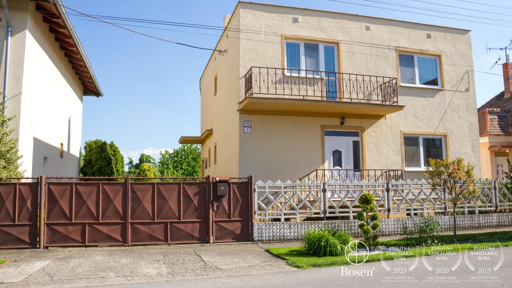 BOSEN | Na predaj 5-izbový rodinný dom s prekrásnou záhradou v obci Dolný Štál